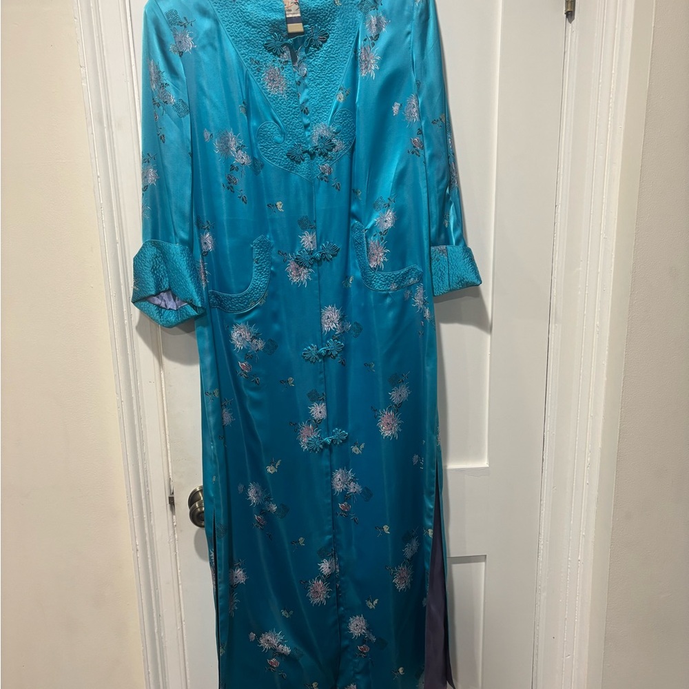 Elegant Peony silk Floral Blue robe 36/S